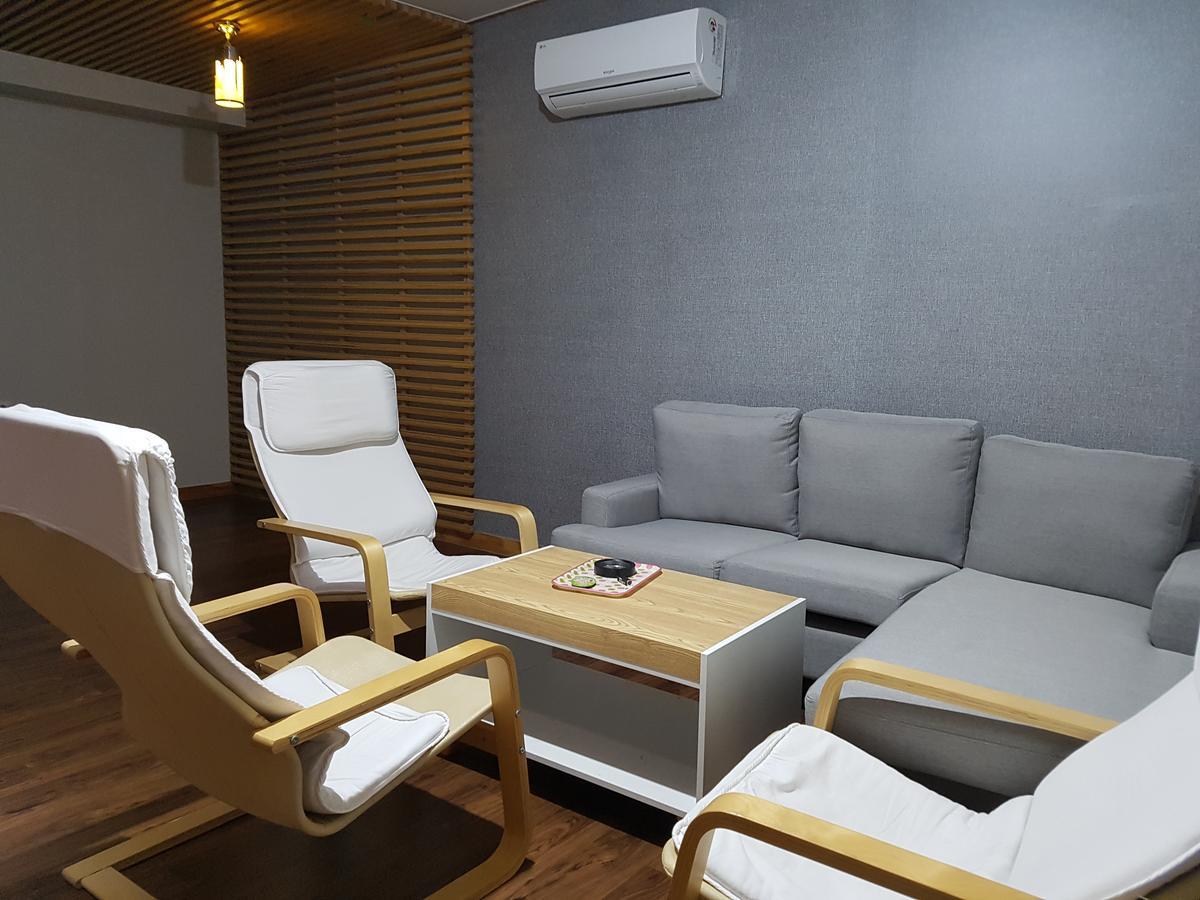 Cloud Nine Hotel Gimhae Экстерьер фото