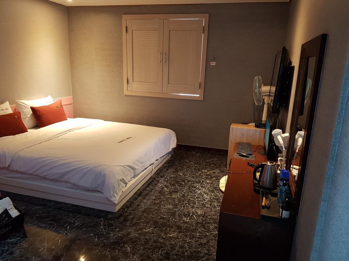 Cloud Nine Hotel Gimhae Номер фото